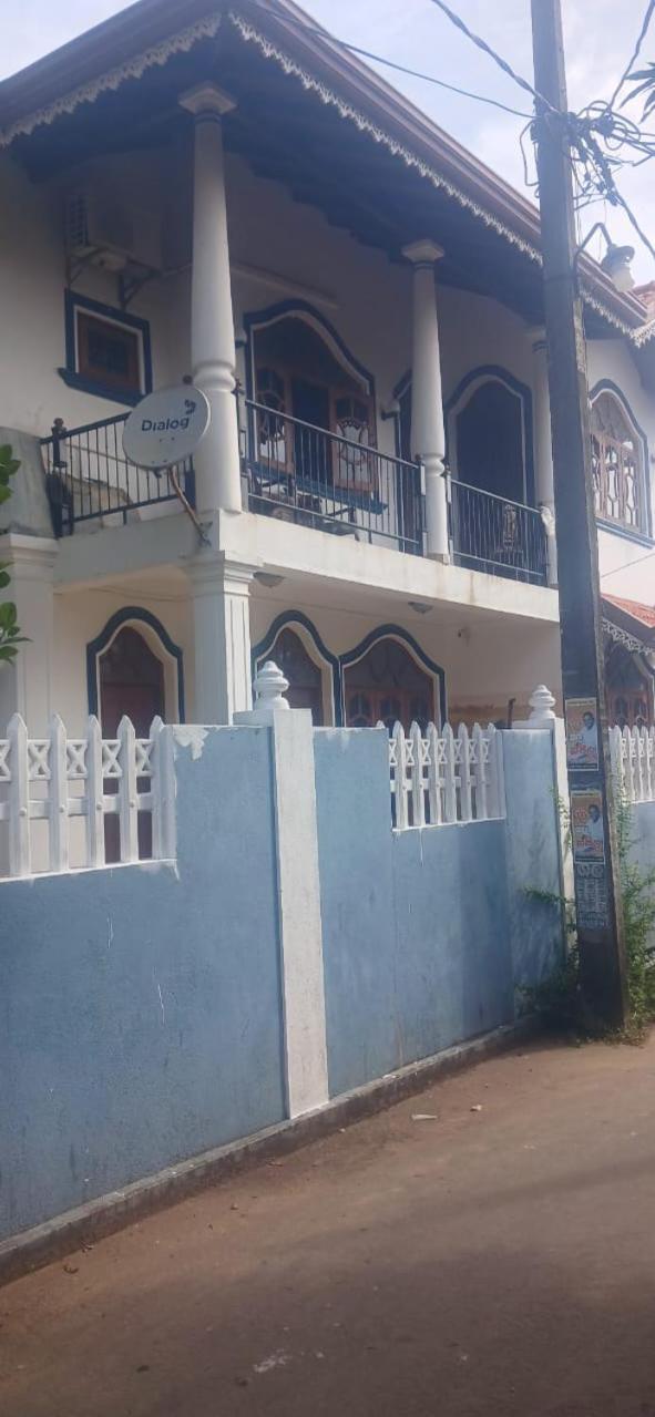 Oviniru Beach Hotel Negombo Kültér fotó
