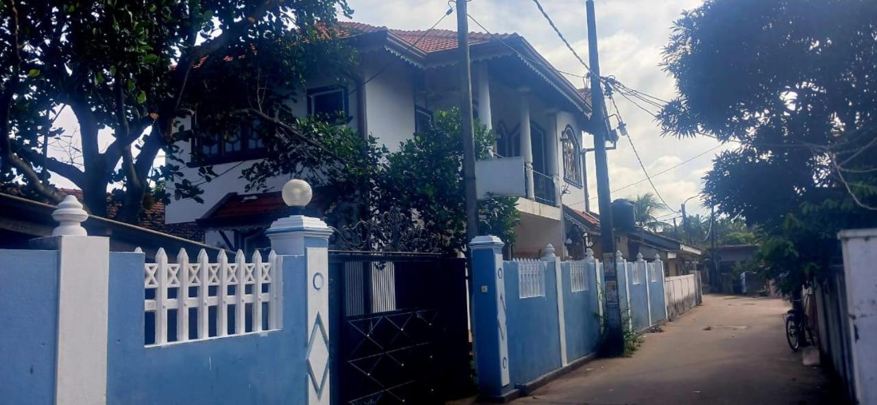 Oviniru Beach Hotel Negombo Kültér fotó